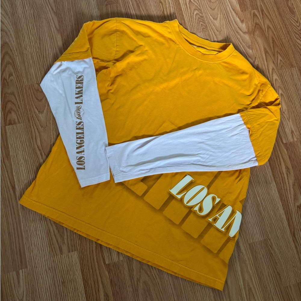 NBA VINTAGE Los Angeles Lakers Yellow and White Long Sleeve Shirt